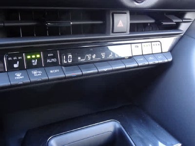 2025 Toyota Crown Signia Limited