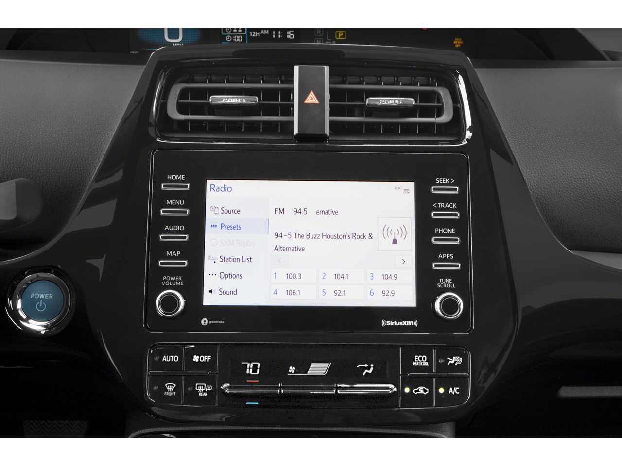 2022 Toyota Prius LE