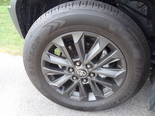 2024 Toyota Land Cruiser 4WD (Natl)