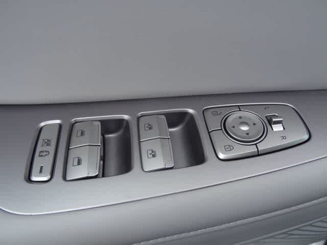 2025 Hyundai Palisade SEL Premium 8P