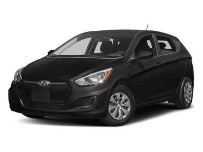 2016 Hyundai Accent 5-Door SE