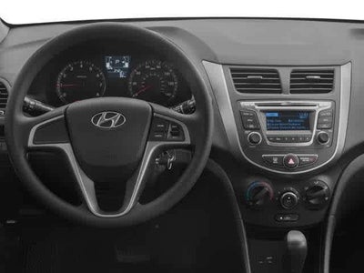 2016 Hyundai Accent 5-Door SE