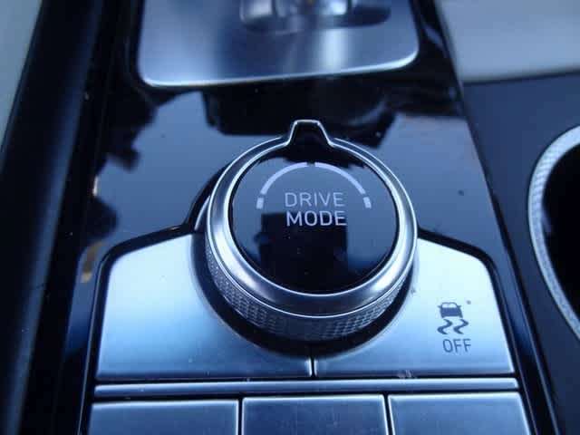 2024 Genesis G70 2.5T