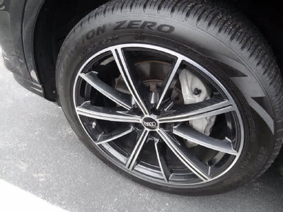 2022 Audi Q7 Premium Plus