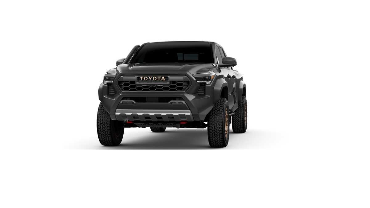 2026 Toyota Tacoma i-FORCE MAX Tacoma Trailhunter