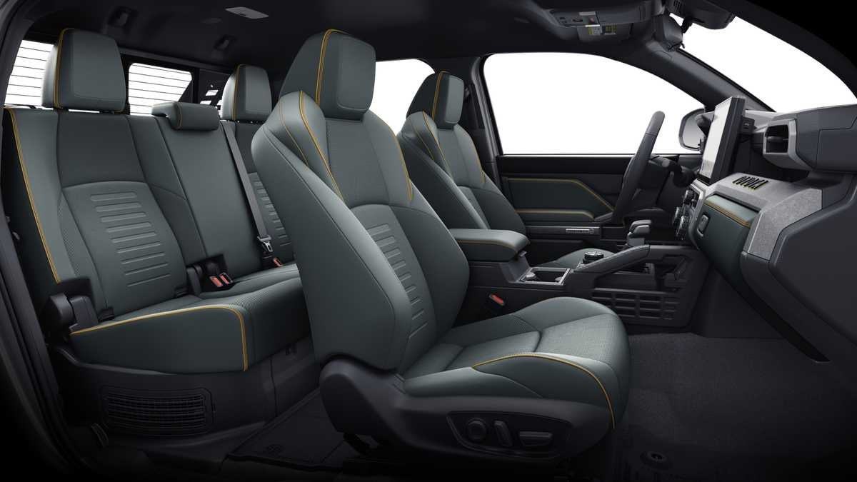 2026 Toyota Tacoma i-FORCE MAX Tacoma Trailhunter