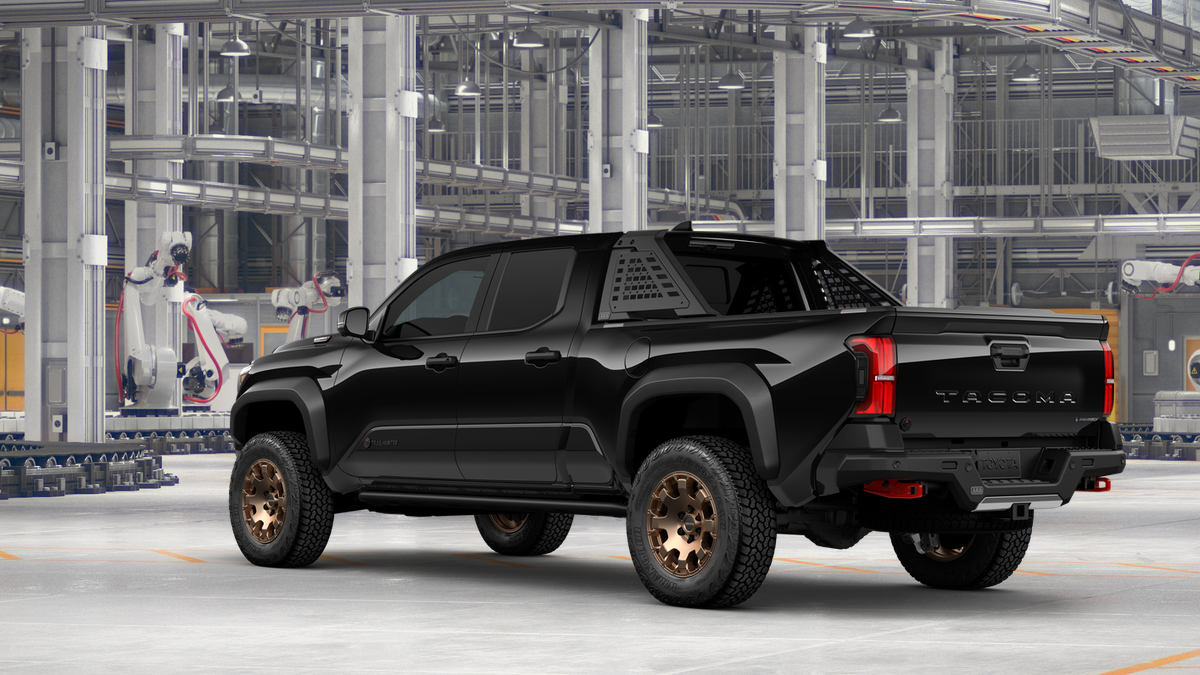 2026 Toyota Tacoma i-FORCE MAX Tacoma Trailhunter