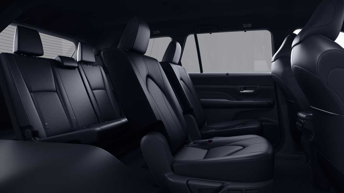 2026 Toyota Grand Highlander Hybrid Nightshade