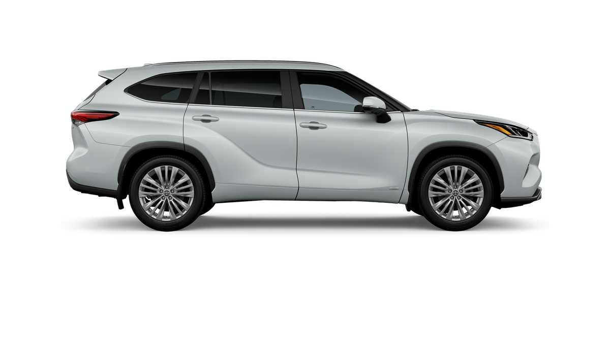2026 Toyota Highlander Hybrid Platinum