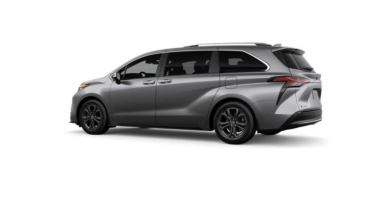 2026 Toyota Sienna Platinum