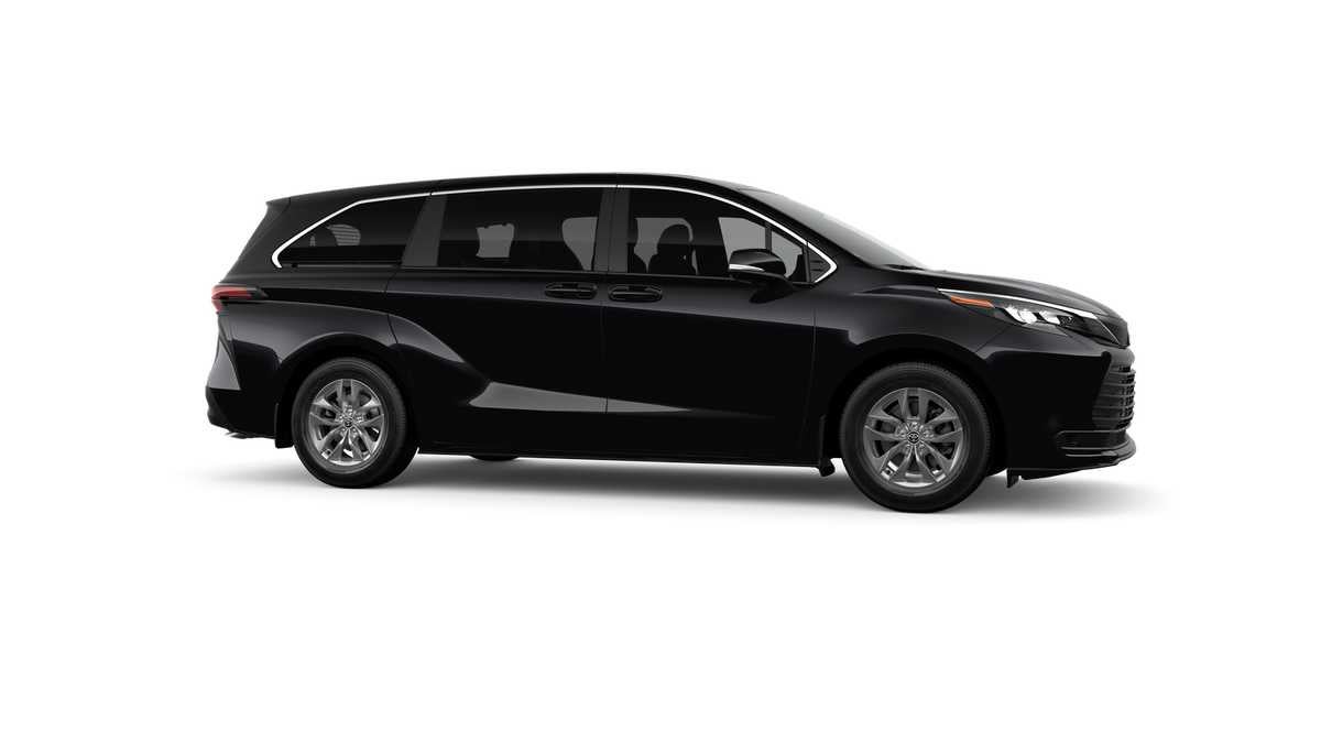 2026 Toyota Sienna LE
