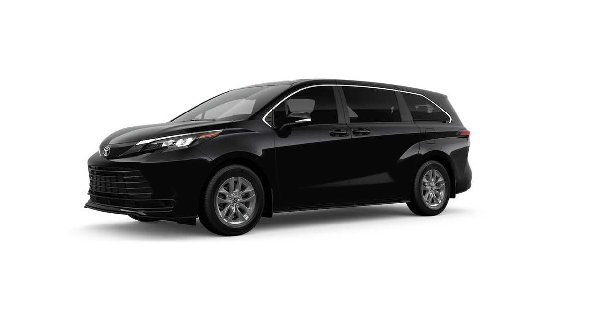 2026 Toyota Sienna LE