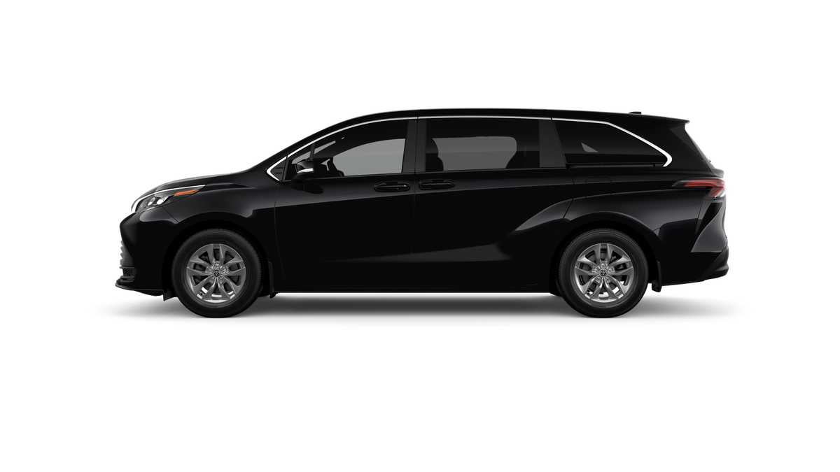2026 Toyota Sienna LE