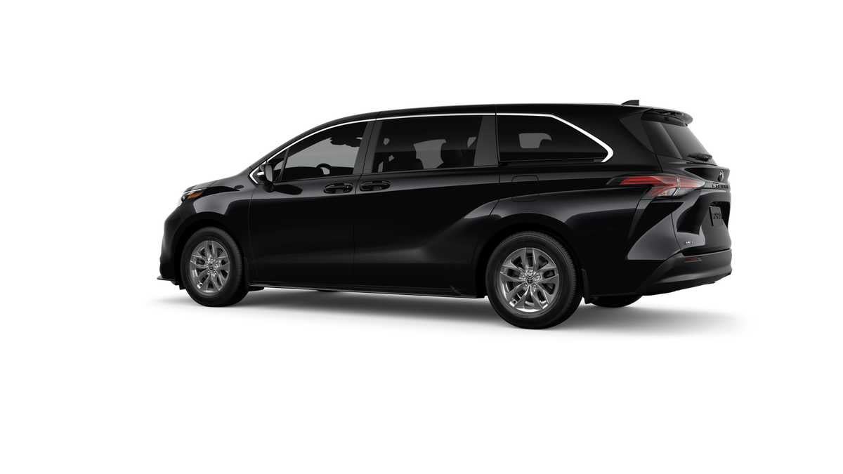 2026 Toyota Sienna LE