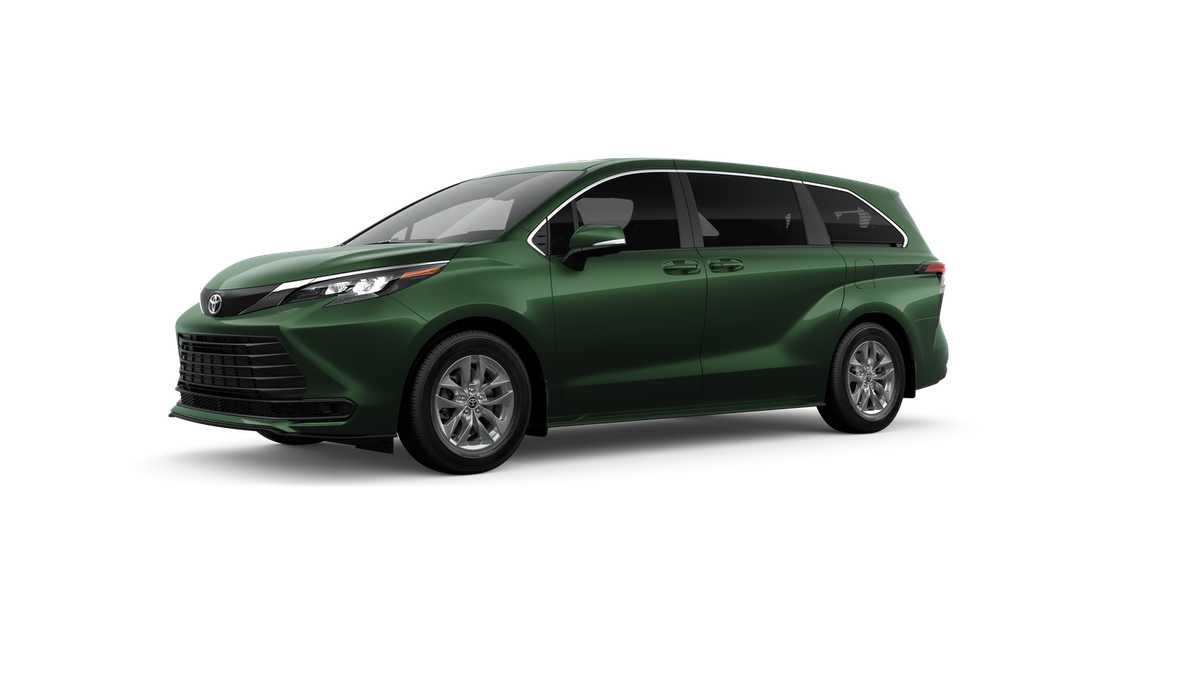 2026 Toyota Sienna LE