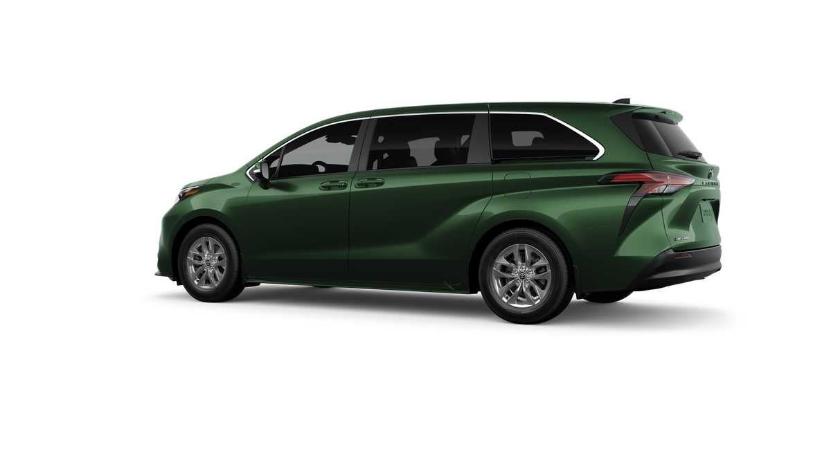 2026 Toyota Sienna LE