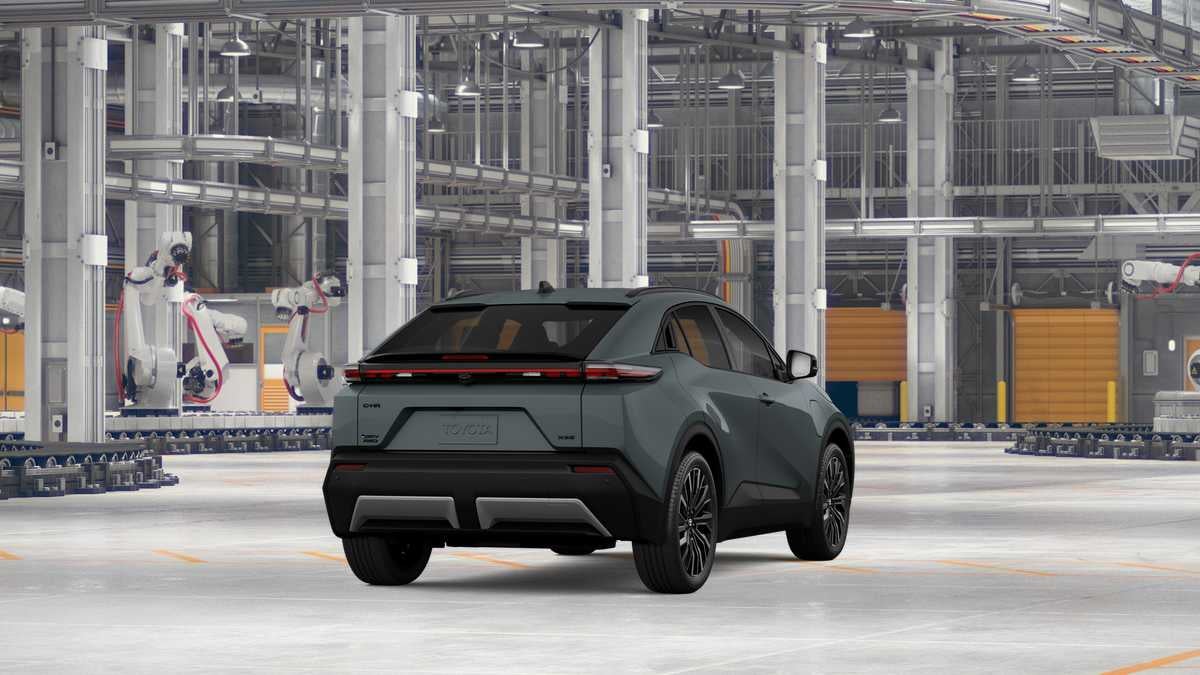2026 Toyota C-HR XSE