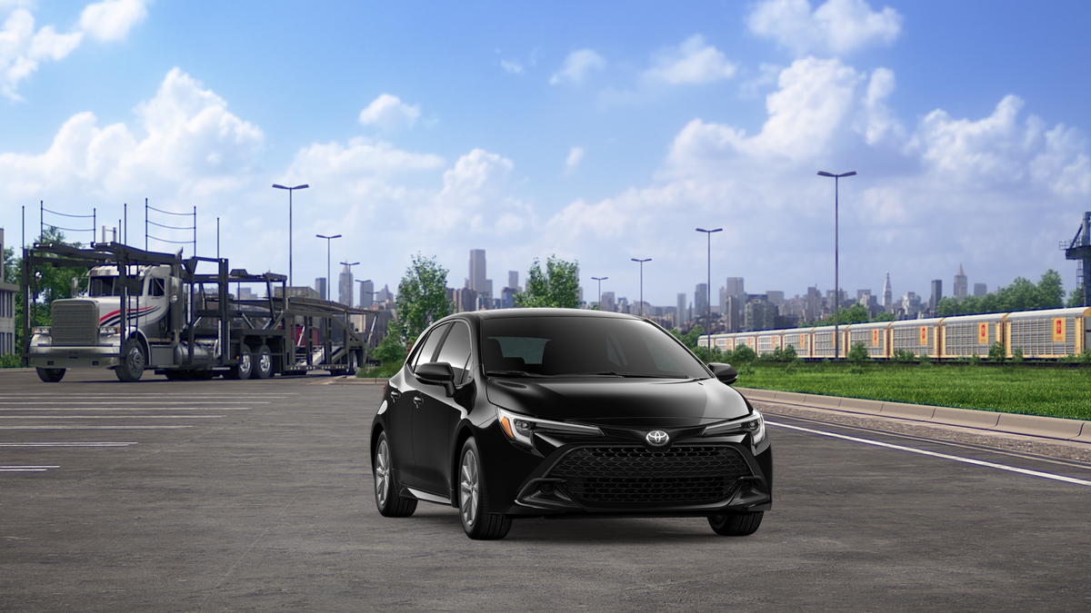 2026 Toyota Corolla Hatchback SE
