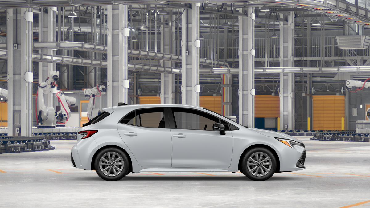2027 Toyota Corolla Hatchback SE