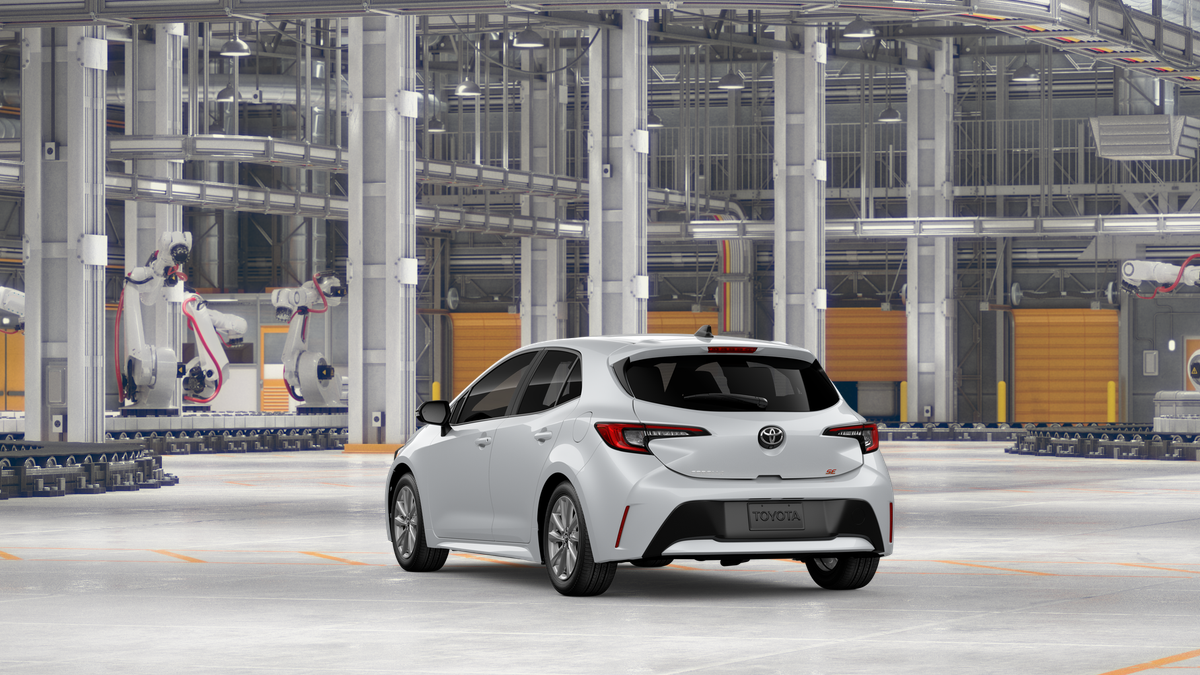 2027 Toyota Corolla Hatchback SE