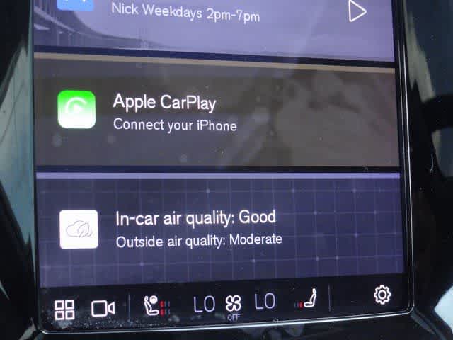 2024 Volvo S60 Plus Dark Theme