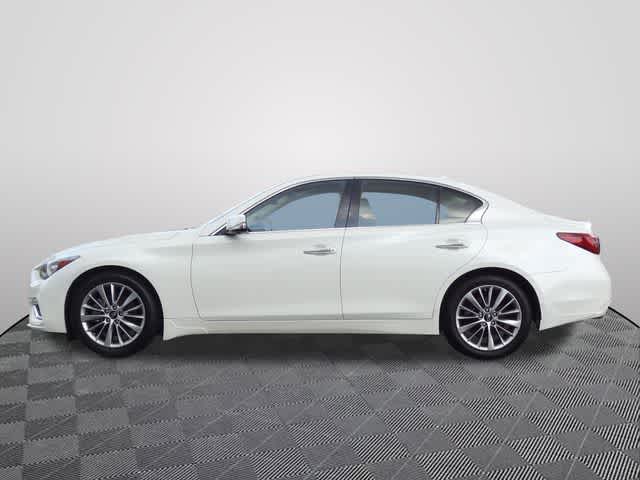 2023 INFINITI Q50 LUXE