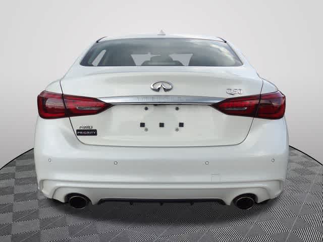 2023 INFINITI Q50 LUXE