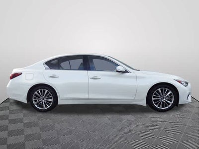 2023 INFINITI Q50 LUXE