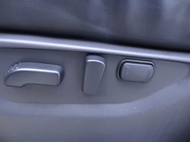 2022 INFINITI QX80 LUXE