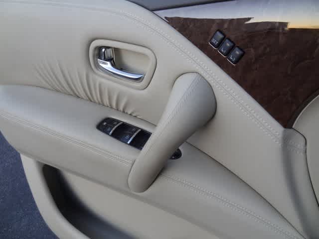 2016 INFINITI QX80 4WD 4dr