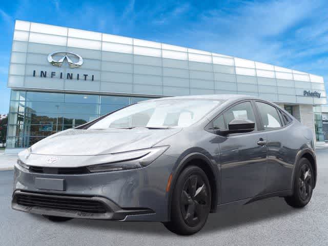 2025 Toyota Prius LE