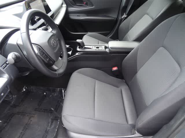 2025 Toyota Prius LE