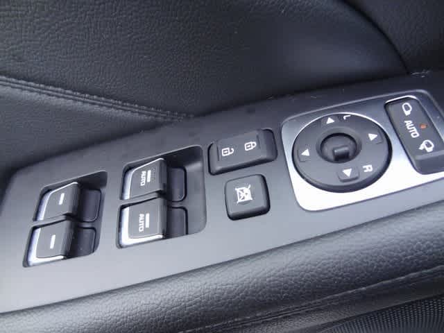 2016 Kia Cadenza Premium