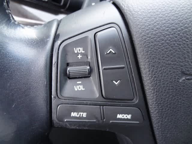 2016 Kia Cadenza Premium