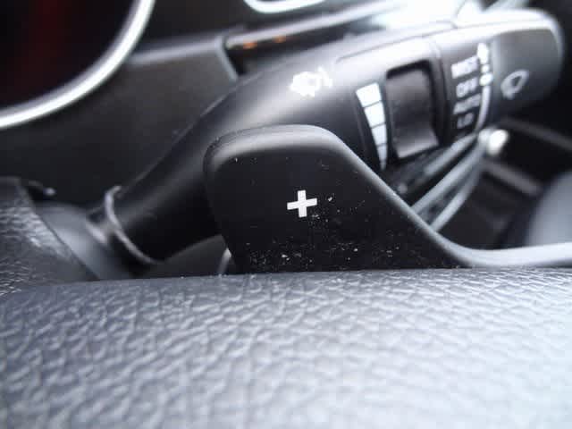 2016 Kia Cadenza Premium