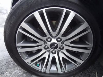 2016 Kia Cadenza Premium