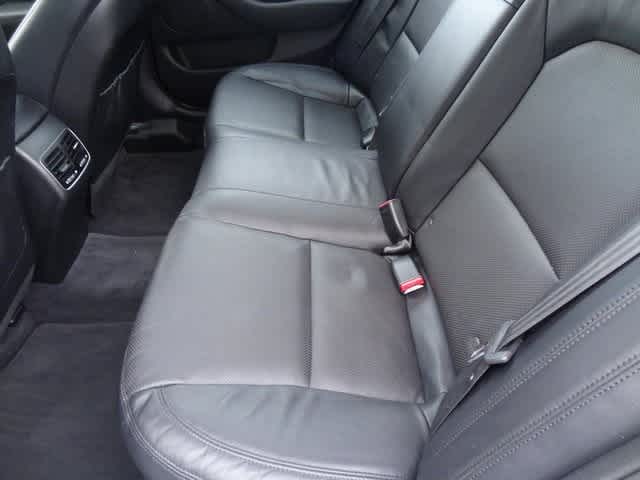 2016 Kia Cadenza Premium