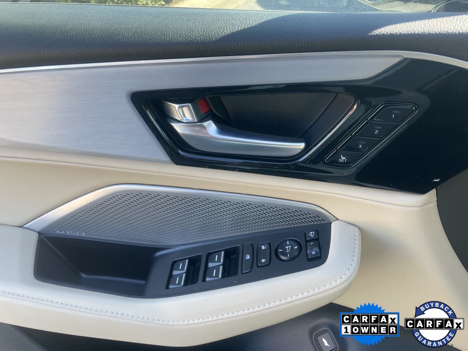 2023 Acura MDX w/Technology Package