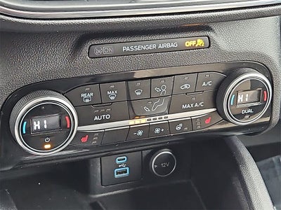 2021 Ford Escape Titanium Hybrid