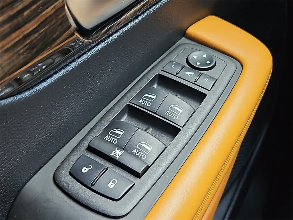 2023 Chrysler Pacifica Hybrid Pinnacle