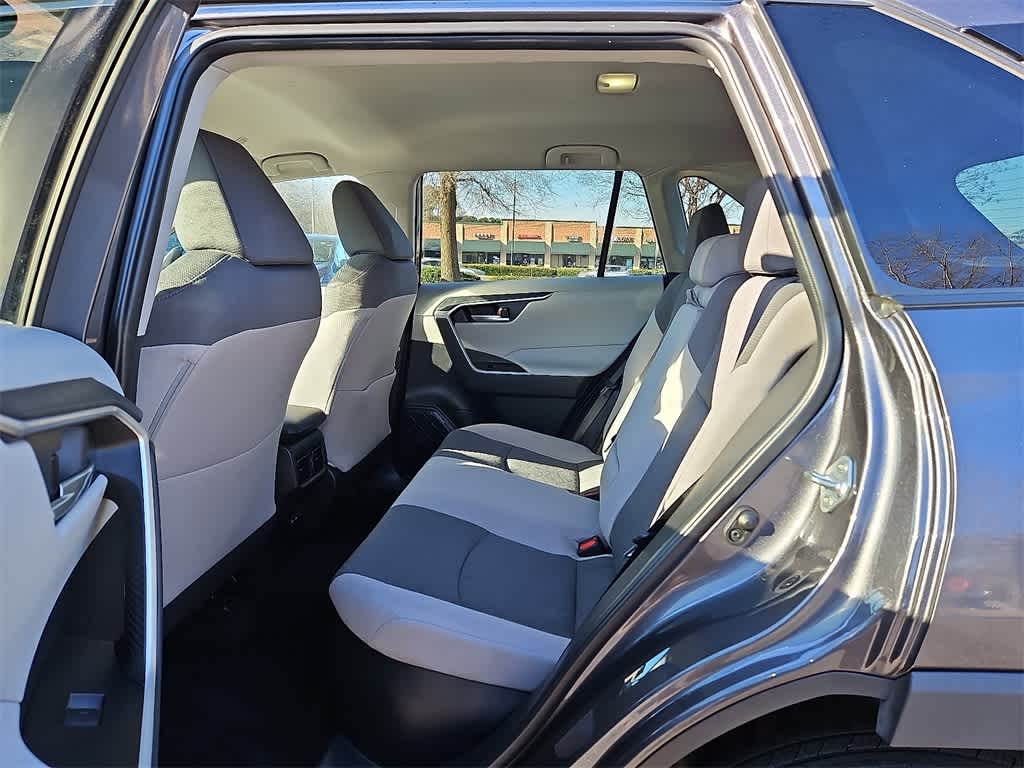 2023 Toyota RAV4 Hybrid XLE