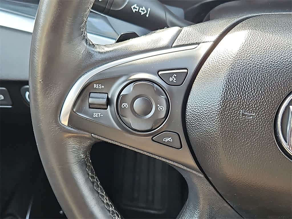 2020 Buick Enclave Essence