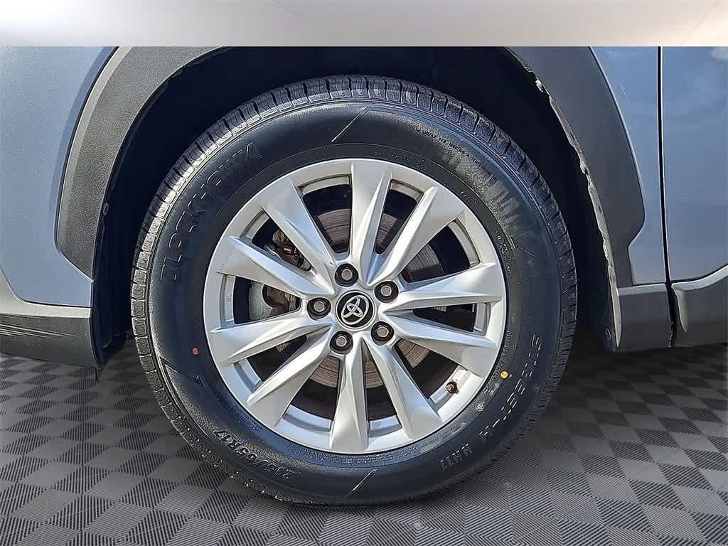 2022 Toyota Corolla Cross LE