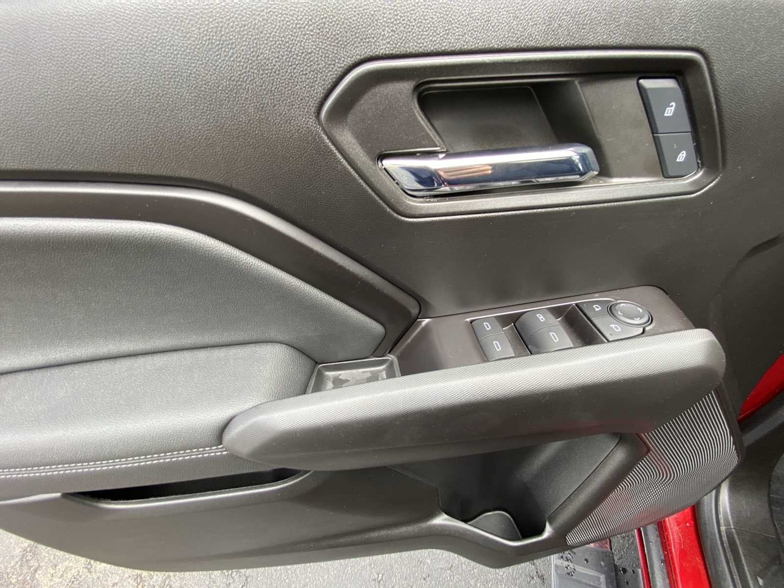 2024 Chevrolet Colorado 2WD LT