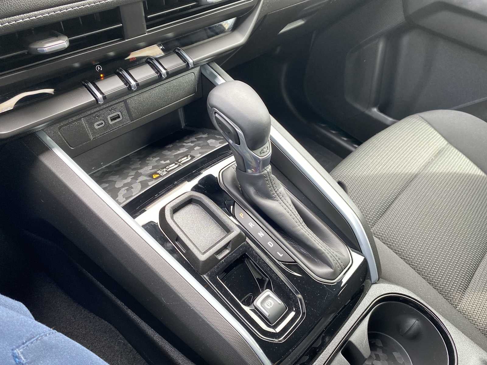 2024 Chevrolet Colorado 2WD LT