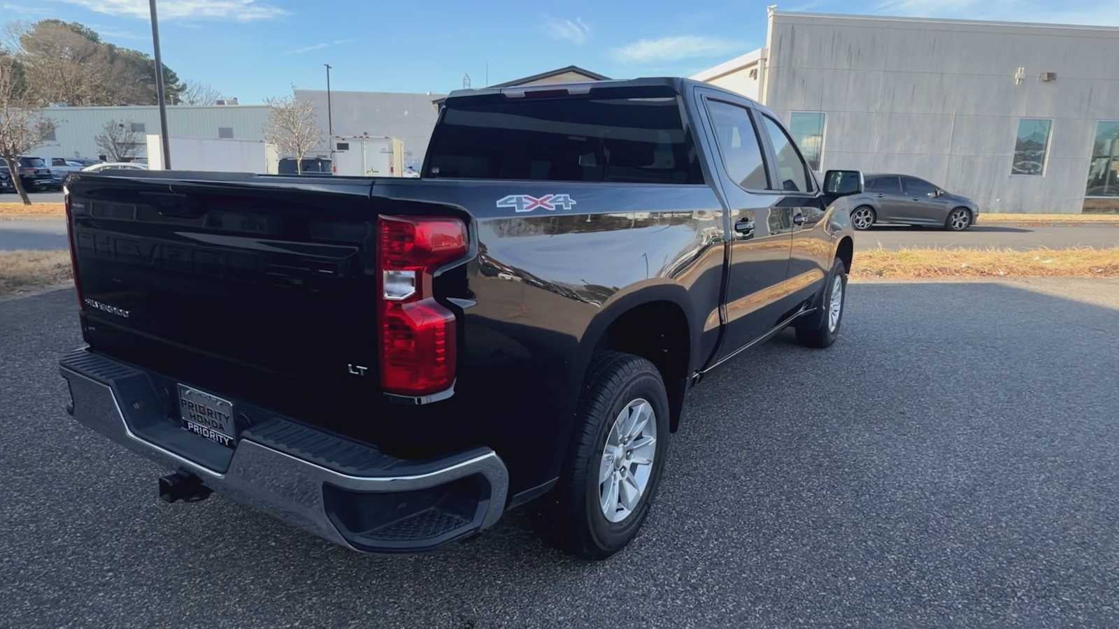 2025 Chevrolet Silverado 1500 LT