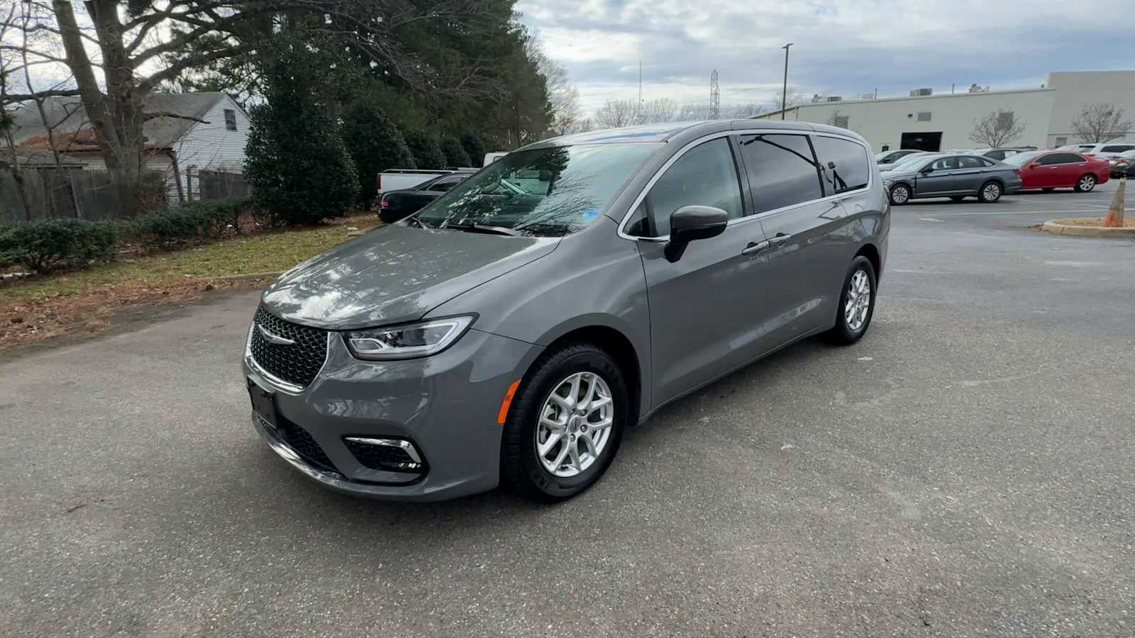 2023 Chrysler Pacifica Touring L