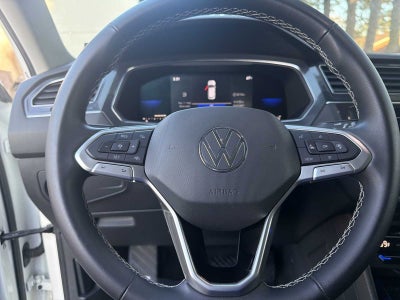 2022 Volkswagen Tiguan SE