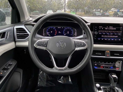 2025 Volkswagen Taos SEL