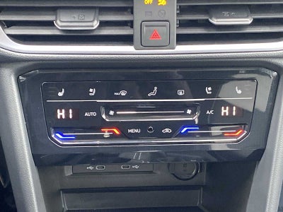 2025 Volkswagen Taos SEL